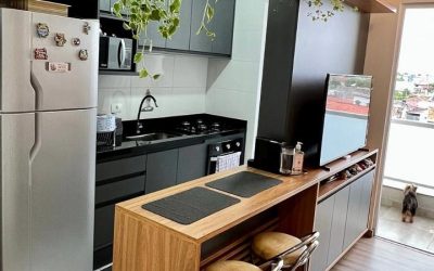 O Poder das Cores e Texturas: Design de Interiores com Móveis Planejados